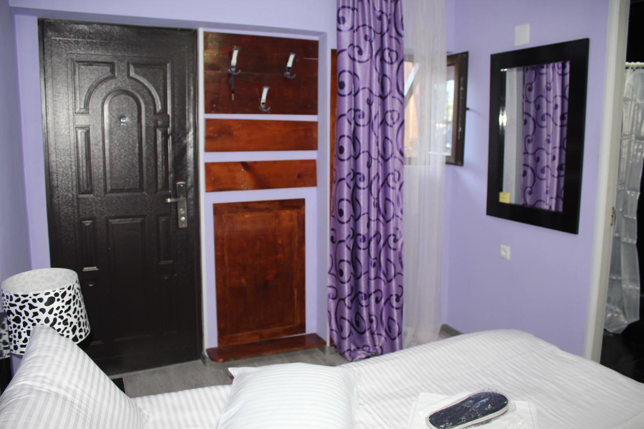 Salome Guest House Mestia Extérieur photo