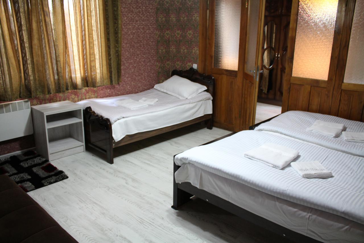 Salome Guest House Mestia Extérieur photo