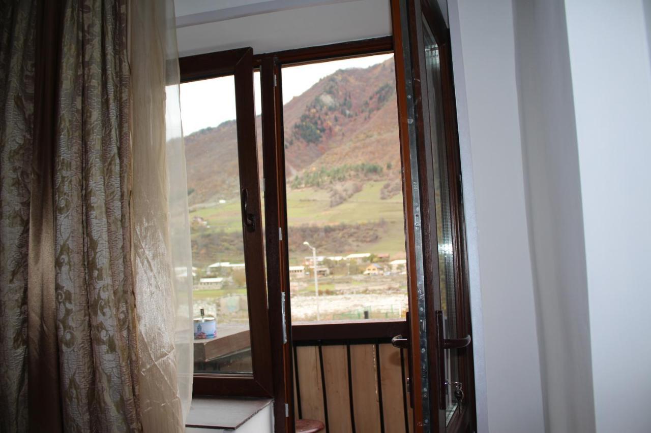 Salome Guest House Mestia Extérieur photo